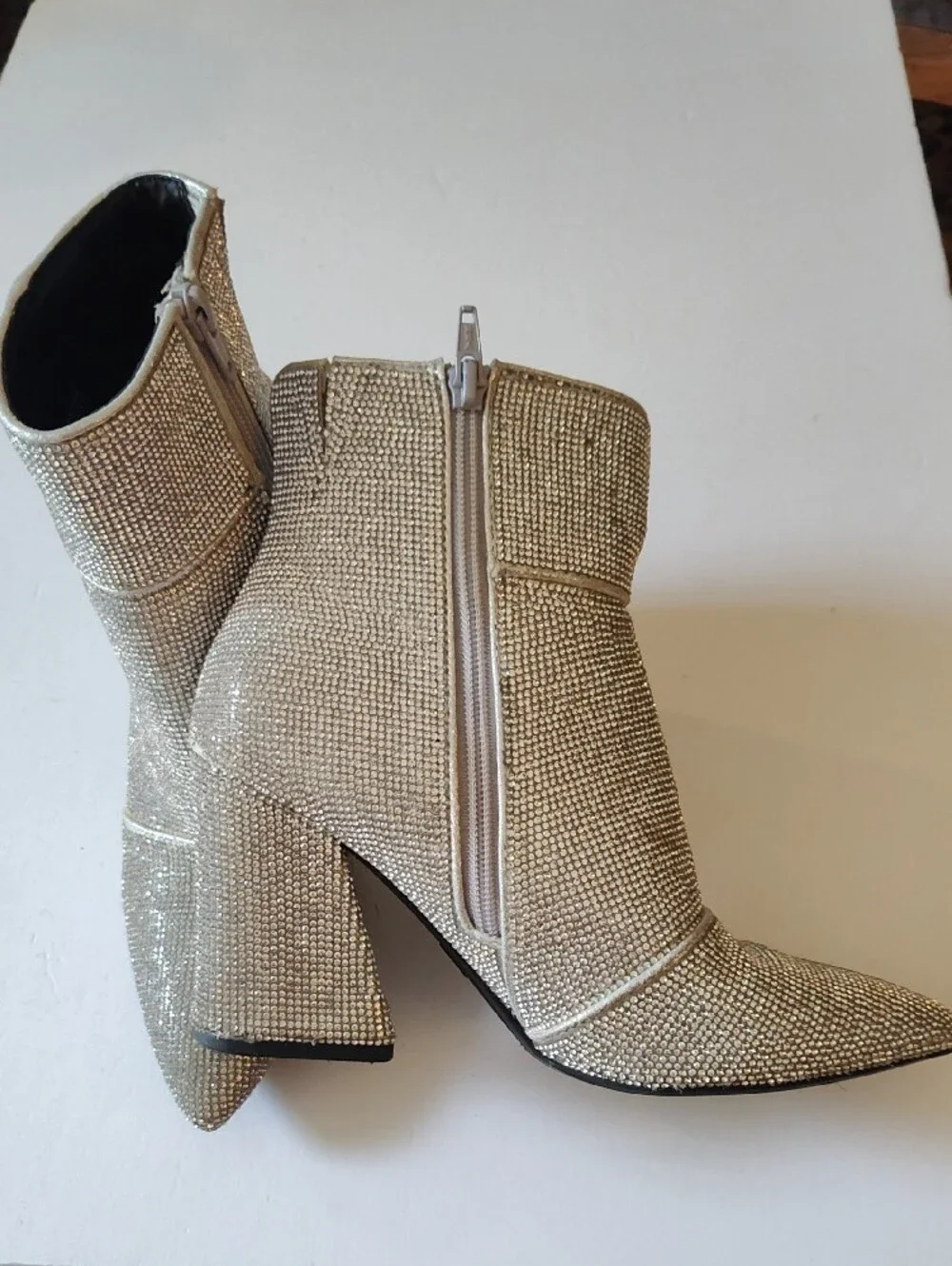 A NEW DAY Silver Rhinestone Pointed Toe Ankle Boots Size 6